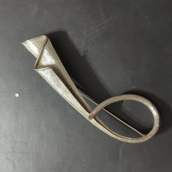 Vintage Jewelry - Vintage Silver Tone Abstract Chunky  Oversized Statement Brooch Pin